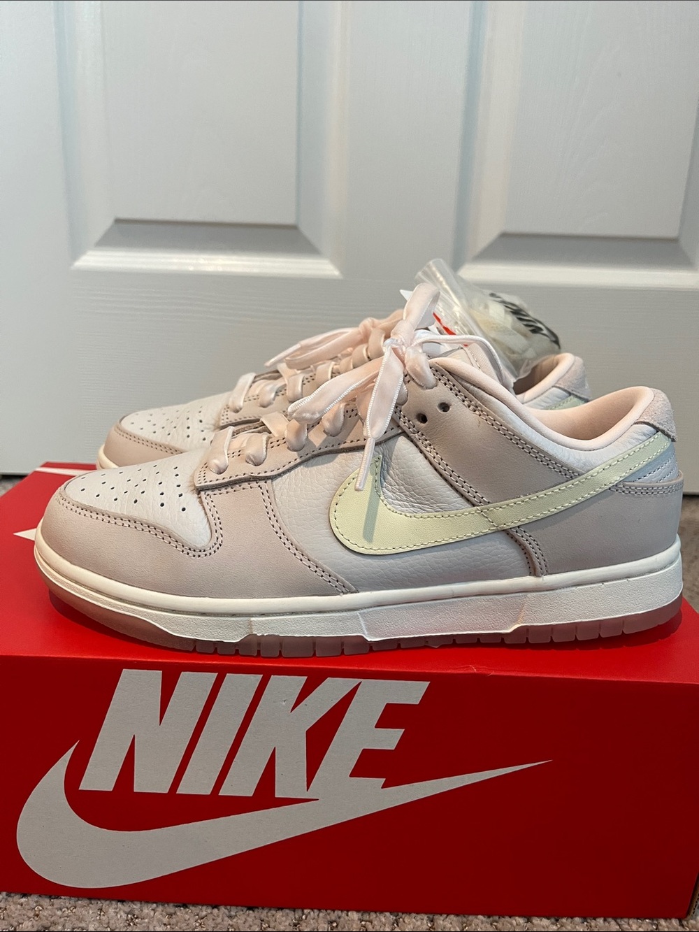 Nike Women’s Low-Top Sneakers in Pale Pink and White - Picture 4 of 8